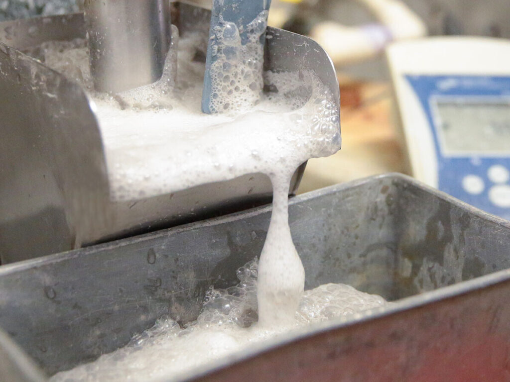 Pruebas Metalúrgicas para Minerales Auríferos y Polimetálicos 3